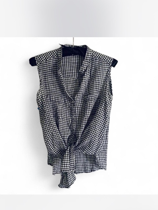 Max Studio Tops - Sleeveless Button-down Max Studio Black & White Gingham Tie-Front Top size S